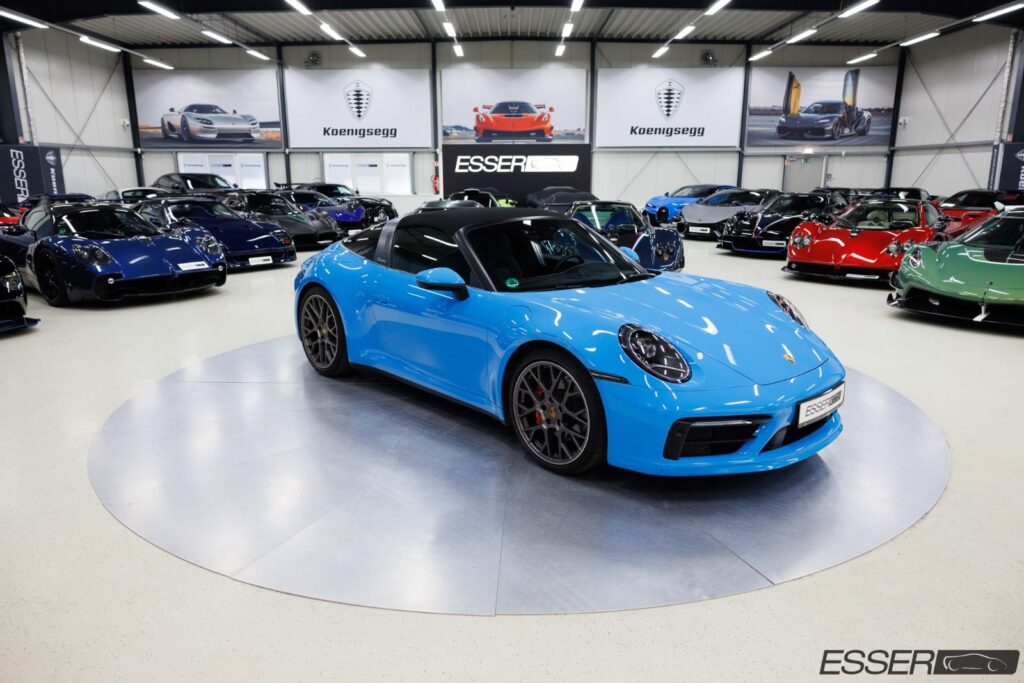 Porsche 992 Targa 4S | PTS Rivierablau | SportDesign